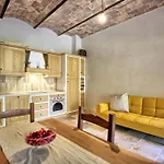 Apartment Borgo Ariano Near By Posarellivillas