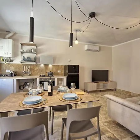 아파트 Borgo Ariano Near Volterra By Posarellivillas