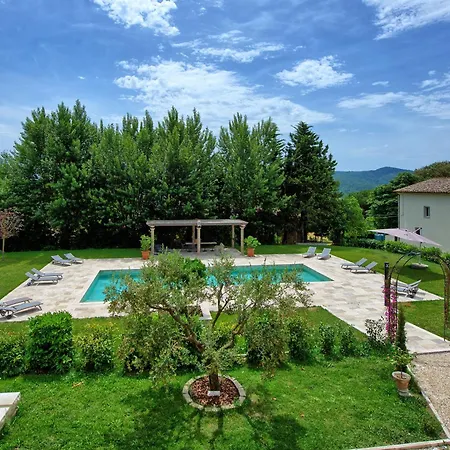 Borgo Ariano Near By Posarellivillas וולטרה