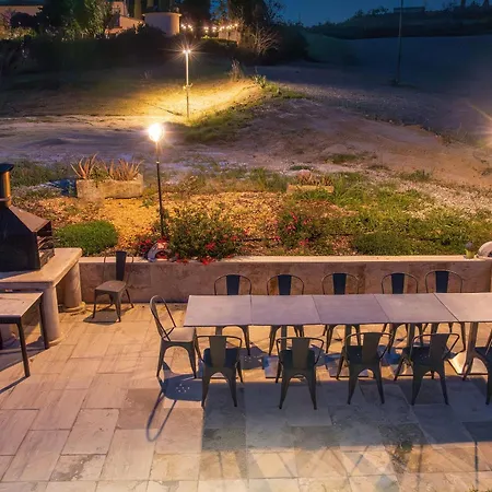 דירה Borgo Ariano Near By Posarellivillas וולטרה
