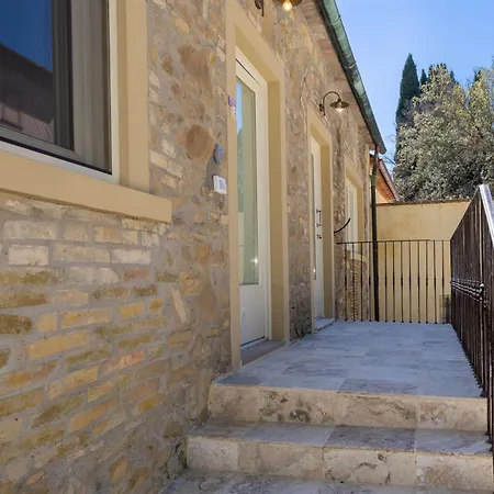 Borgo Ariano Near By Posarellivillas דירה *