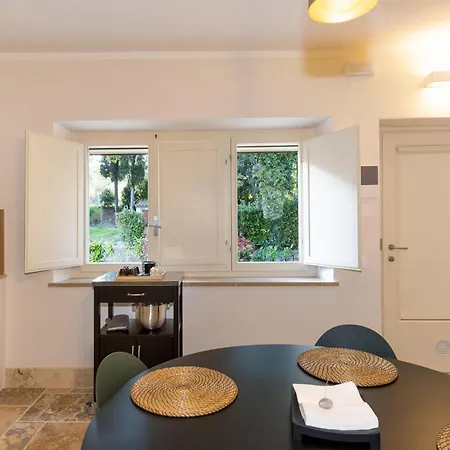 Borgo Ariano Near By Posarellivillas דירה