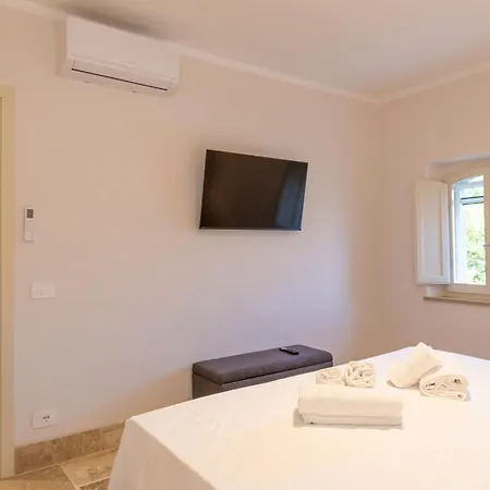 Borgo Ariano Near By Posarellivillas * וולטרה