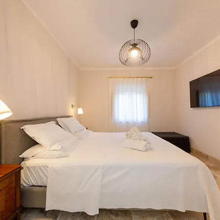 Borgo Ariano Near By Posarellivillas *