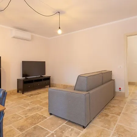 דירה Borgo Ariano Near By Posarellivillas וולטרה