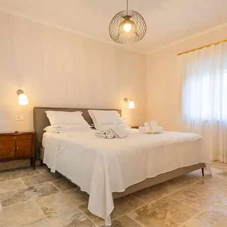 Borgo Ariano Near By Posarellivillas דירה וולטרה