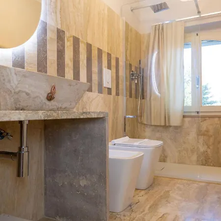 Borgo Ariano Near By Posarellivillas דירה